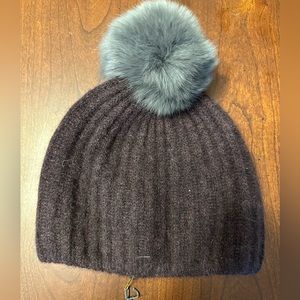 Ribbed Cashmere Wine Beanie